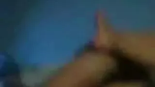 लामो खुट्टा स्लट भाग मा Geng-Beng संग सुनौलो स्नान