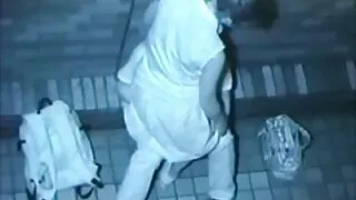 18 वर्ष पुरानो आबनूस धेरै सेतो मान्छे द्वारा गडबड